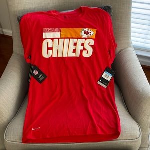 NFL Unisex (mens size M) KC Chiefs t-shirt